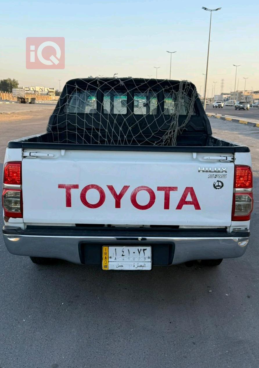 تويوتا هايلوكس